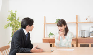 漫画の出張買取をしてくれるサイト3選！メリット・デメリットも解説！